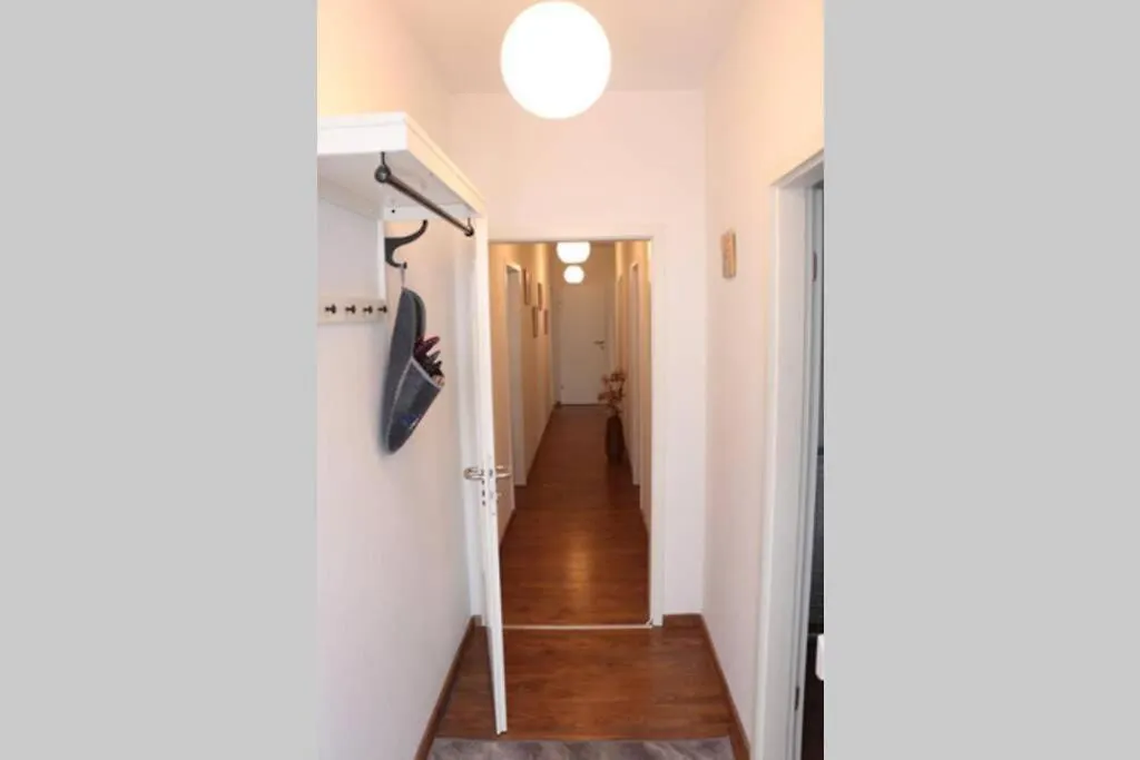 Zentralgelegene 4-Raum Ferienwohnung Bis 8 Pers. Dresden Apartment