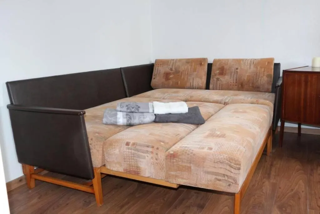 Zentralgelegene 4-Raum Ferienwohnung Bis 8 Pers. Dresden Apartment